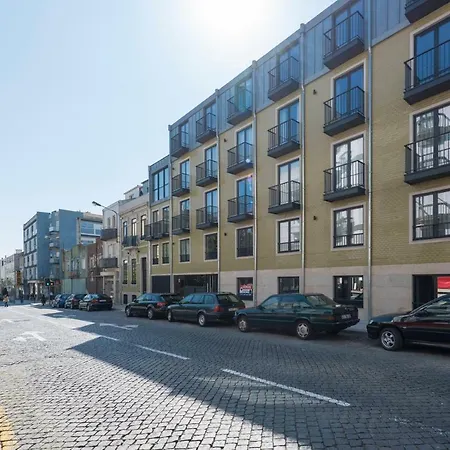 Santos Apartment With Parking & Balcony By Lovelystay Lägenhet Oporto